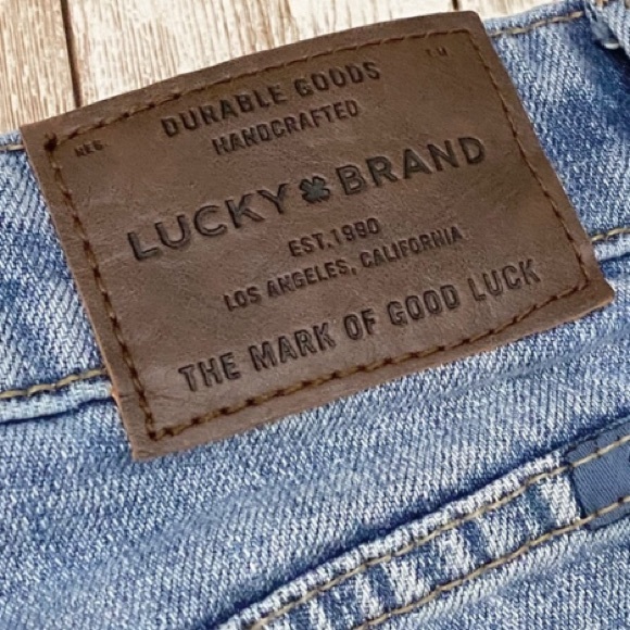Lucky Brand Lucky Pins Jean Shorts - Picture 2 of 3
